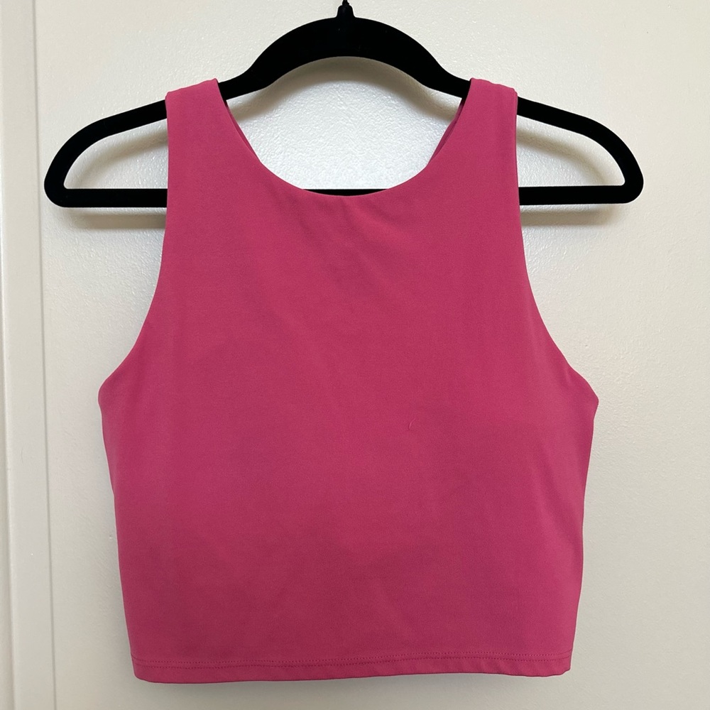 Athleta Conscious Crop Hibiscus Tea Pink